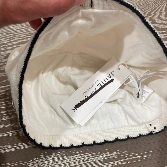 NWT Janie and Jack Beanie - Picture 3 of 3